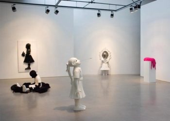 Kim Simonsson exhibition / Galerie Favardin & de Verneuil, Paris