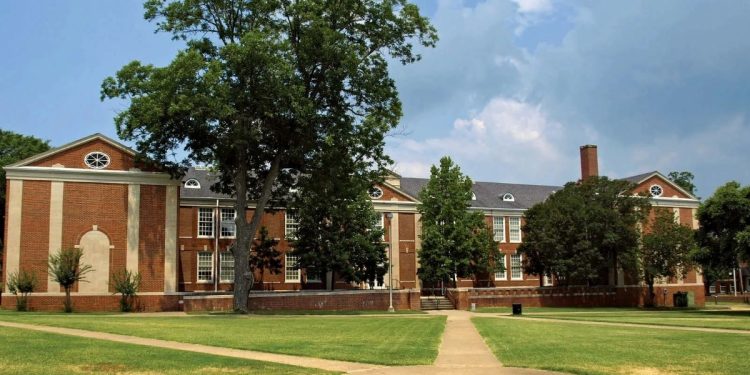 Assistant Professor of Ceramics at Alabama State University